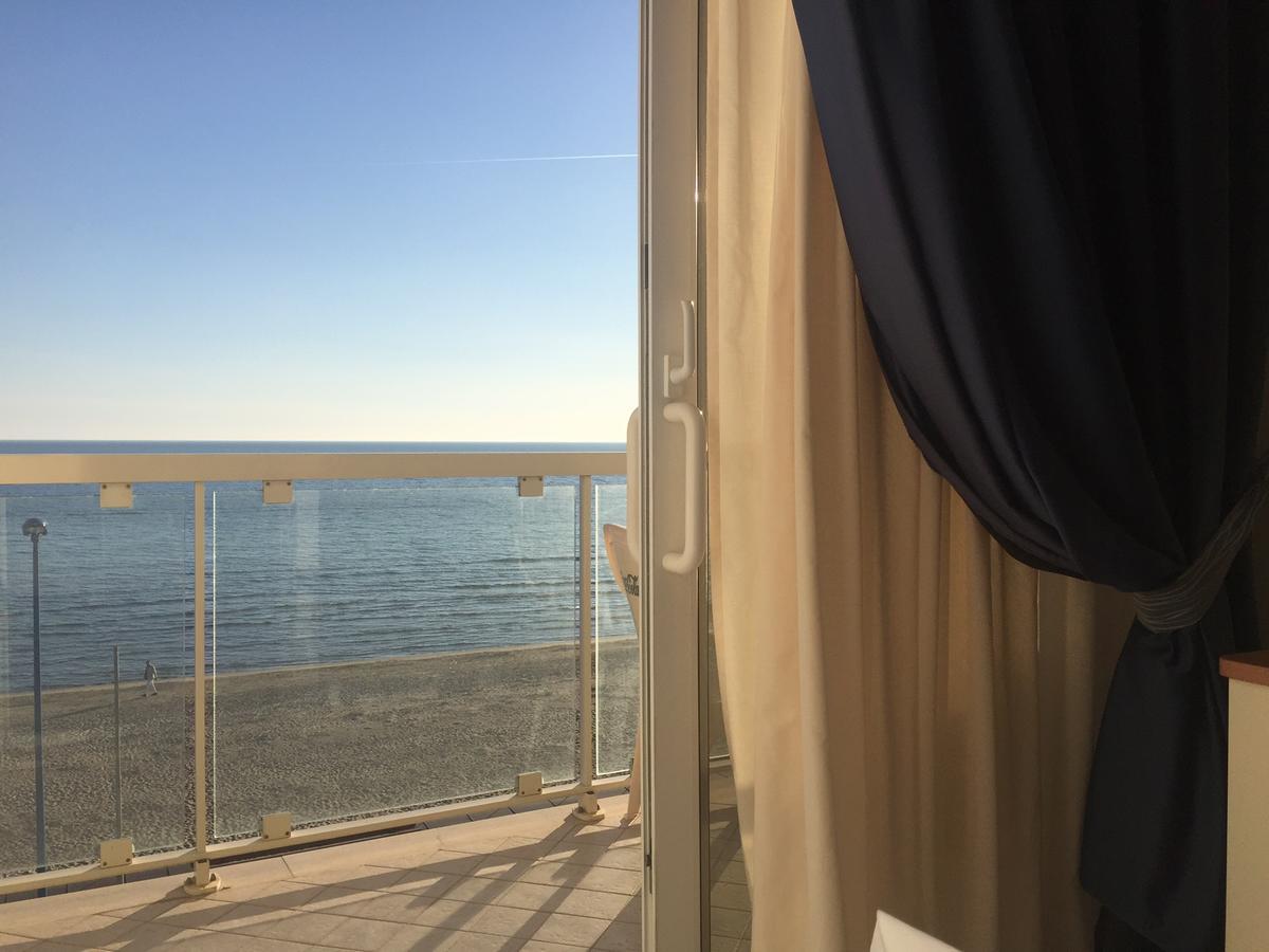 Hotel Lido Follonica Esterno foto